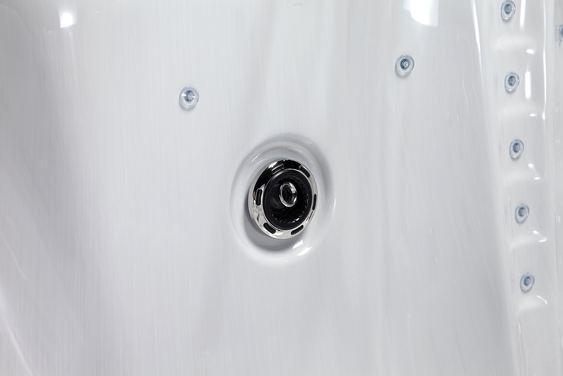 Dominion Spas | P91 Hot Tub - Warehouse Guys