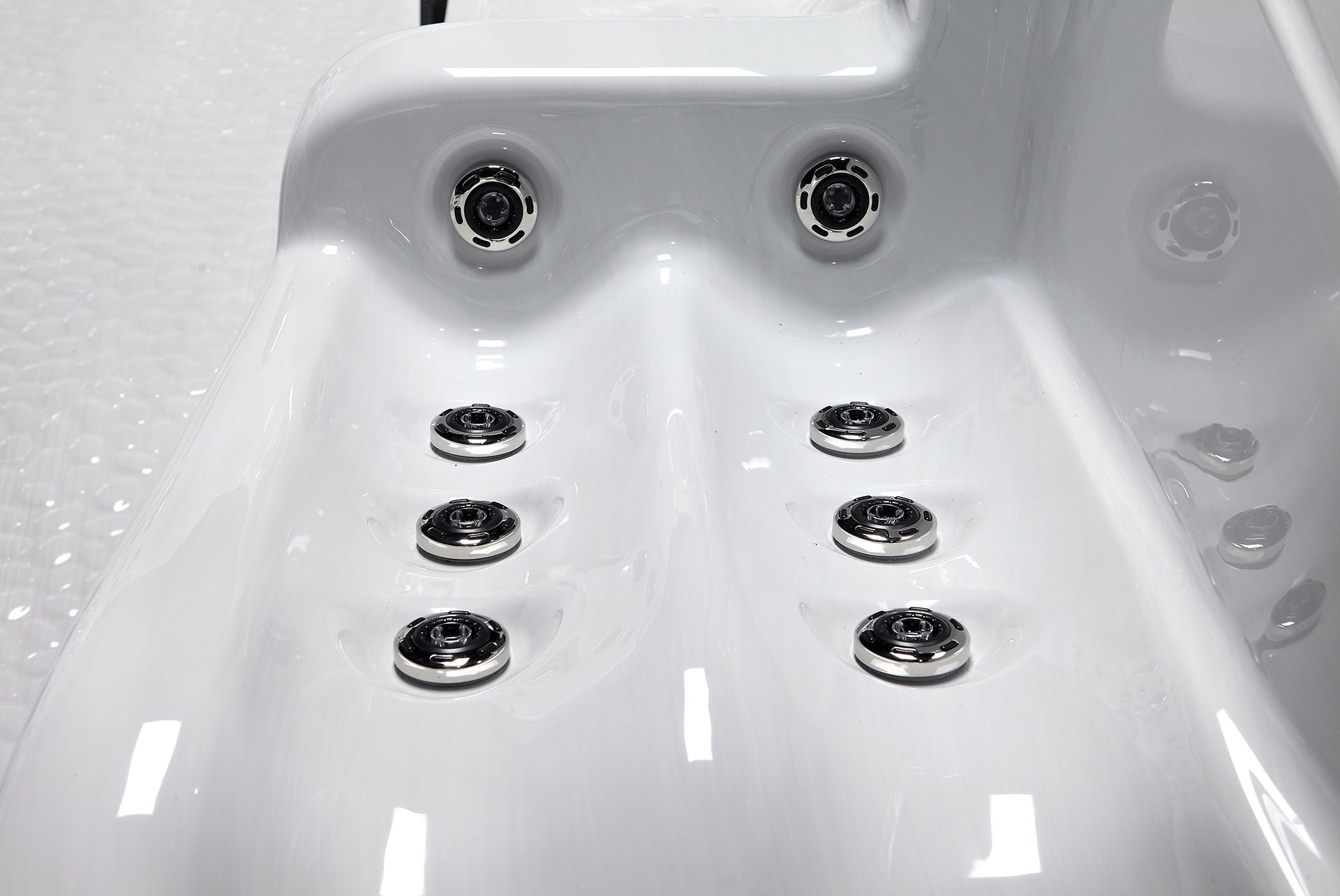 Dominion Spas | P91 Hot Tub - Warehouse Guys