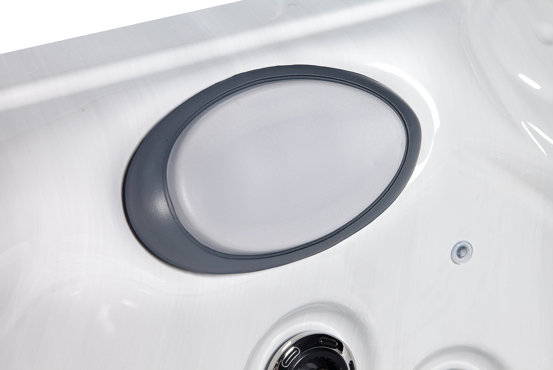 Dominion Spas | P91 Hot Tub - Warehouse Guys