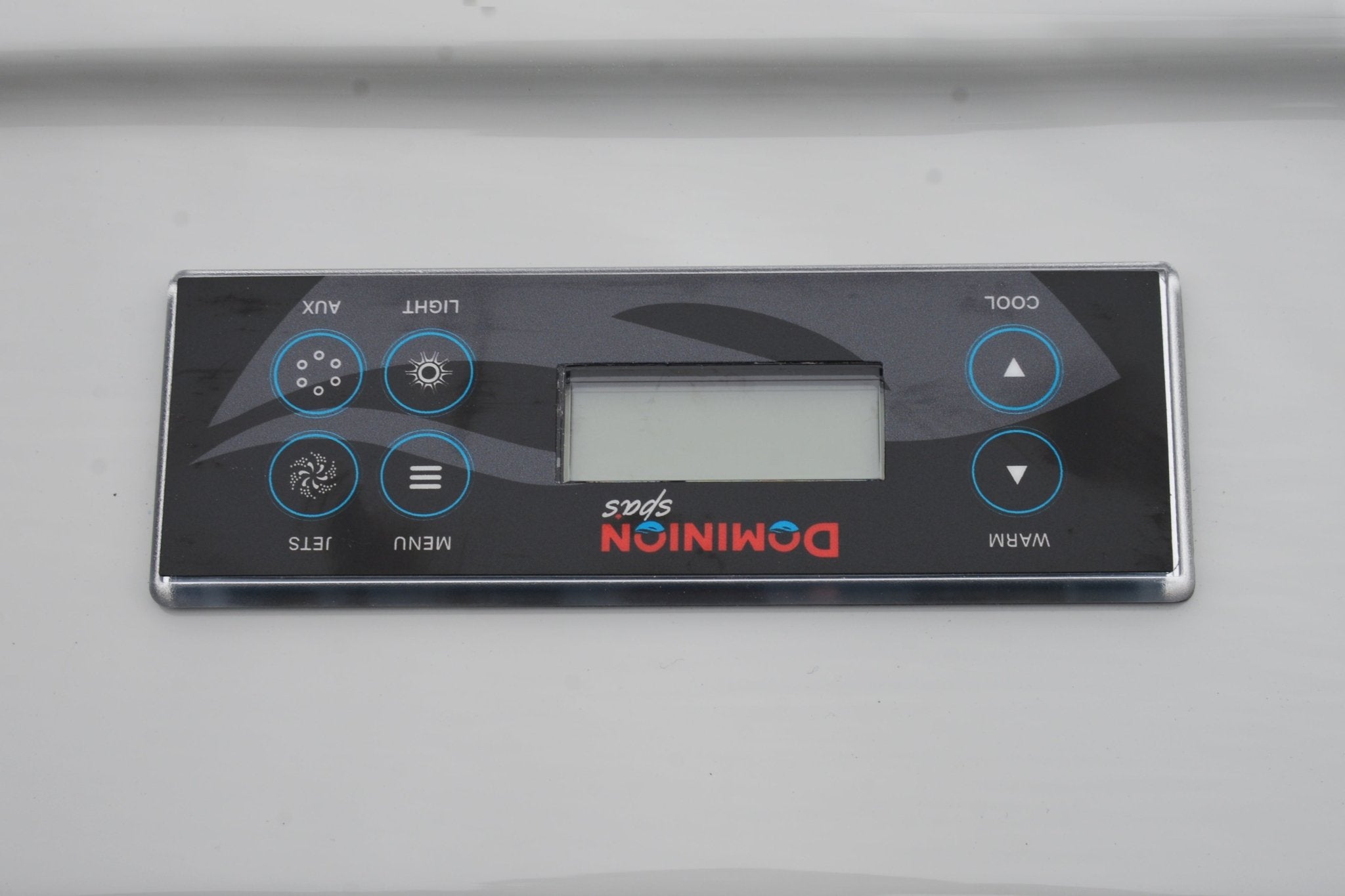 Dominion Spas | B741 Hot Tub - Warehouse Guys