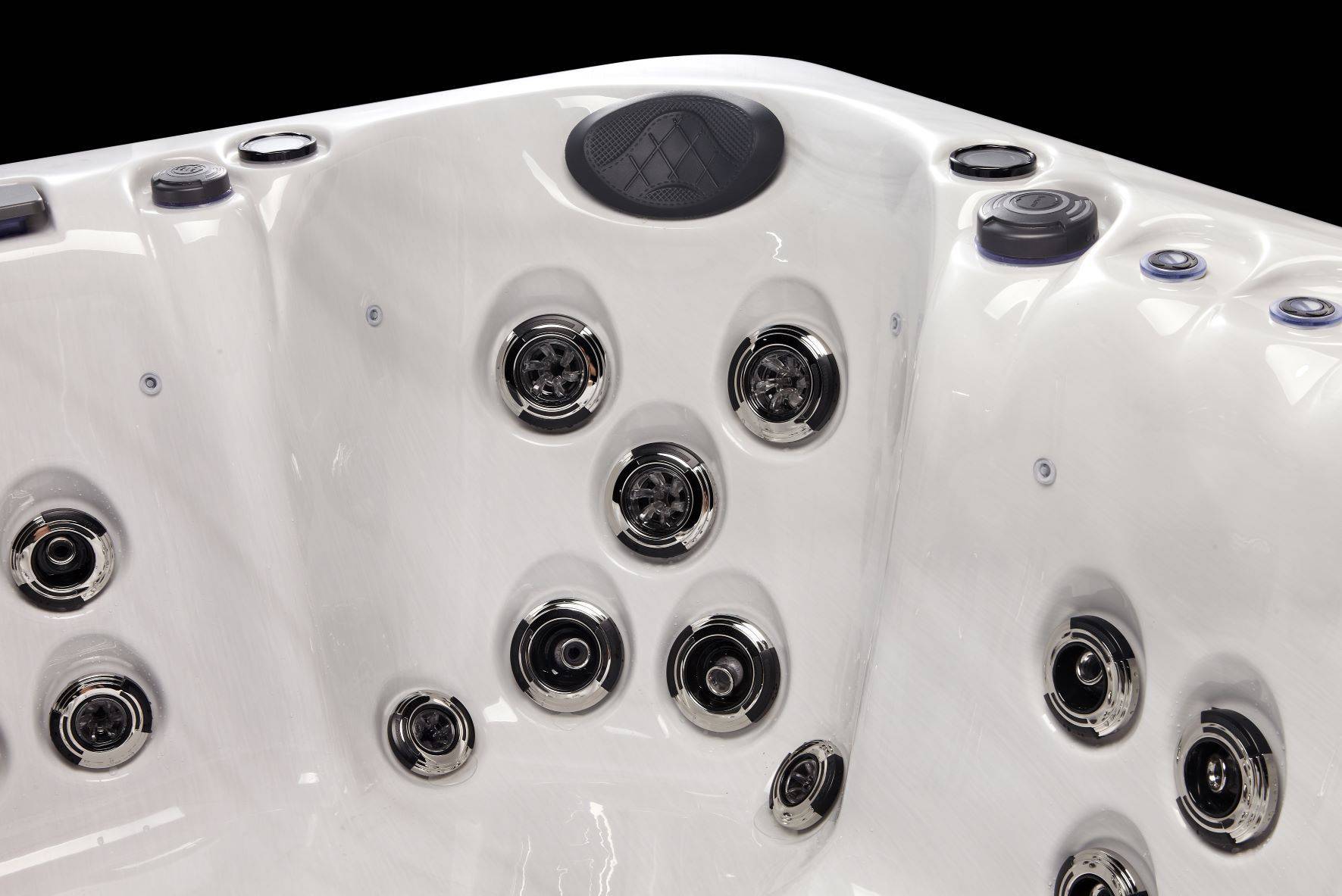 Dominion Spas | B757 Hot Tub - Warehouse Guys