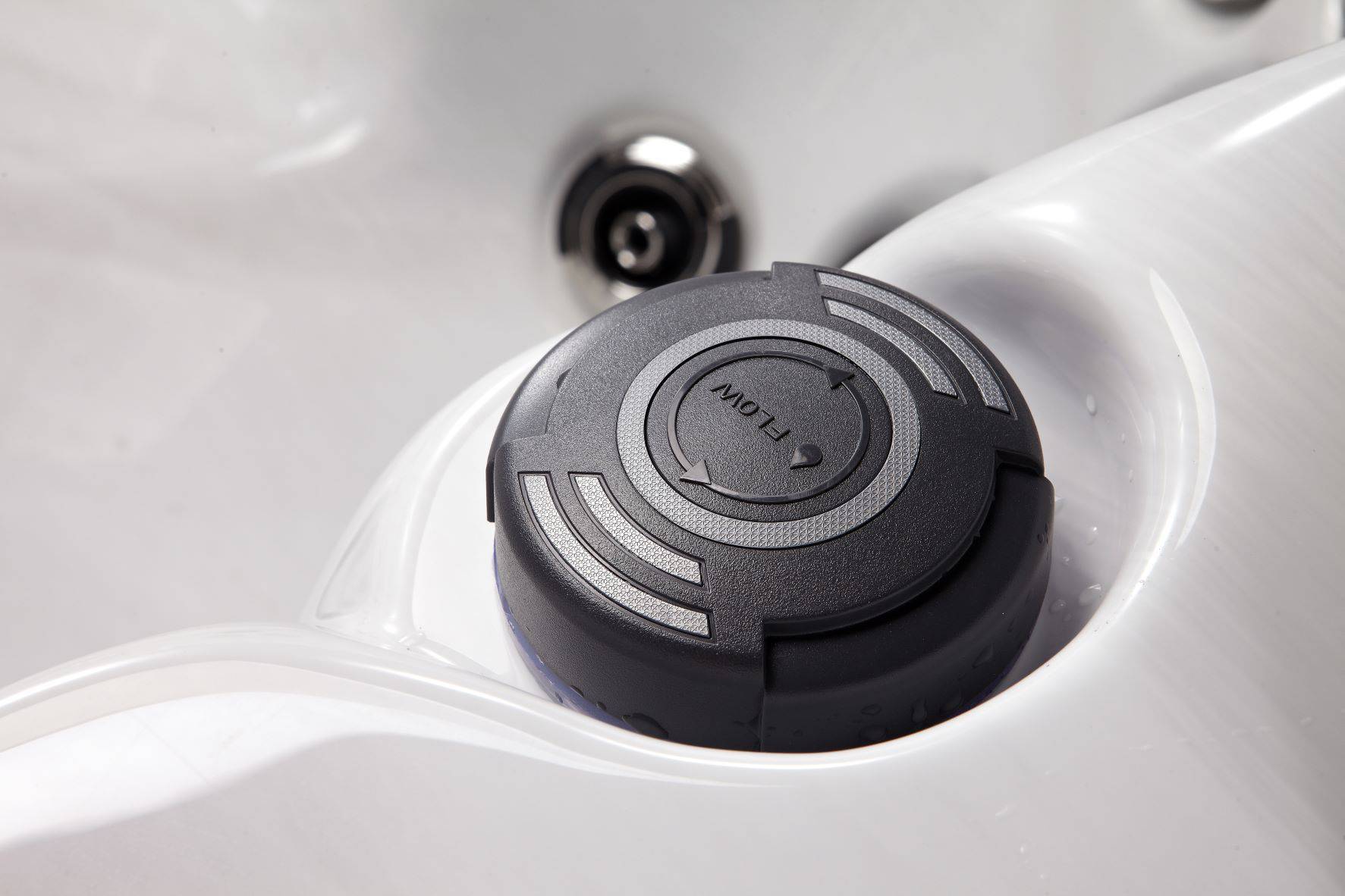 Dominion Spas | B757 Hot Tub - Warehouse Guys