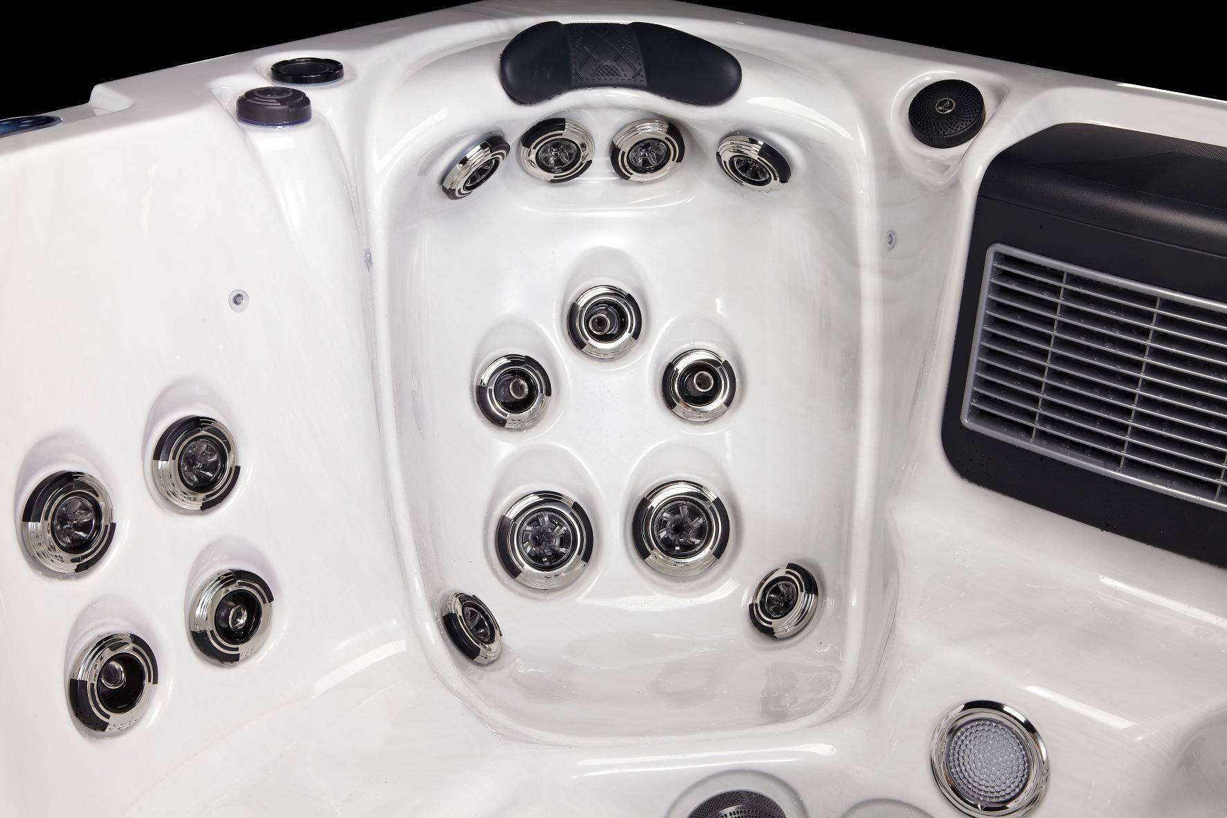 Dominion Spas | B757 Hot Tub - Warehouse Guys