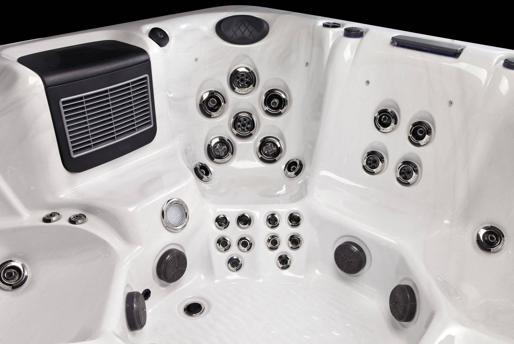 Dominion Spas | B862 Hot Tub - Warehouse Guys