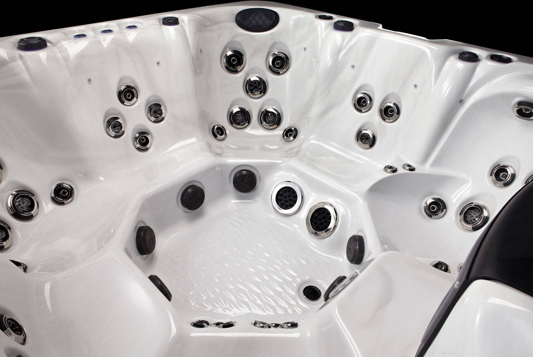 Dominion Spas | B862 Hot Tub - Warehouse Guys