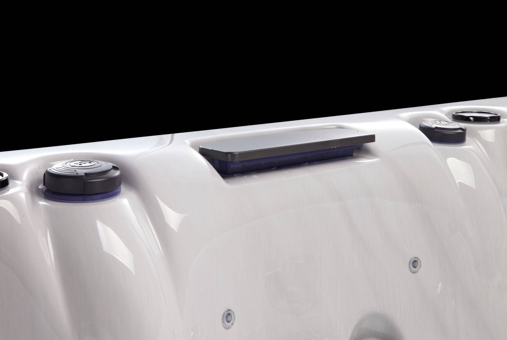 Dominion Spas | B862 Hot Tub - Warehouse Guys