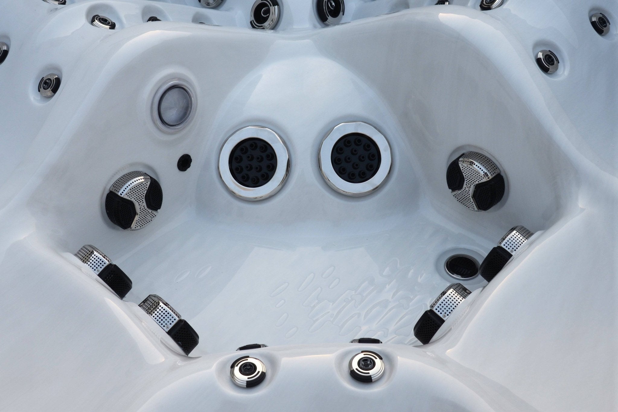 Dominion Spas | DL873 Hot Tub - Warehouse Guys