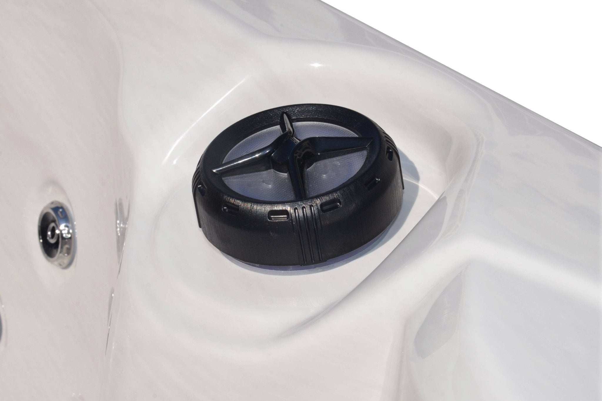 Dominion Spas | L740 Hot Tub - Warehouse Guys