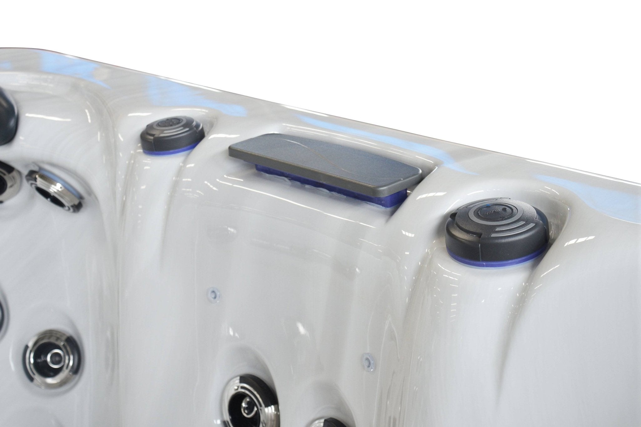 Dominion Spas | L765 Hot Tub - Warehouse Guys