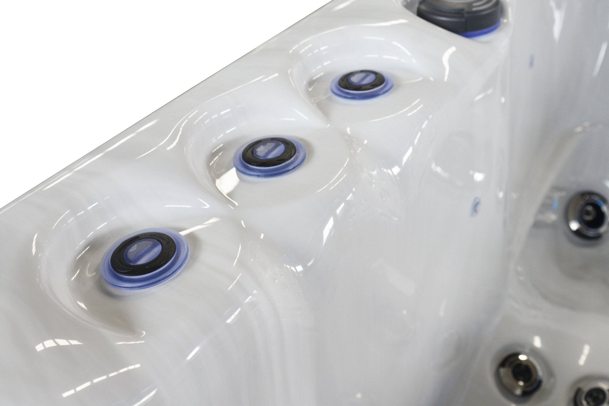 Dominion Spas | L765 Hot Tub - Warehouse Guys