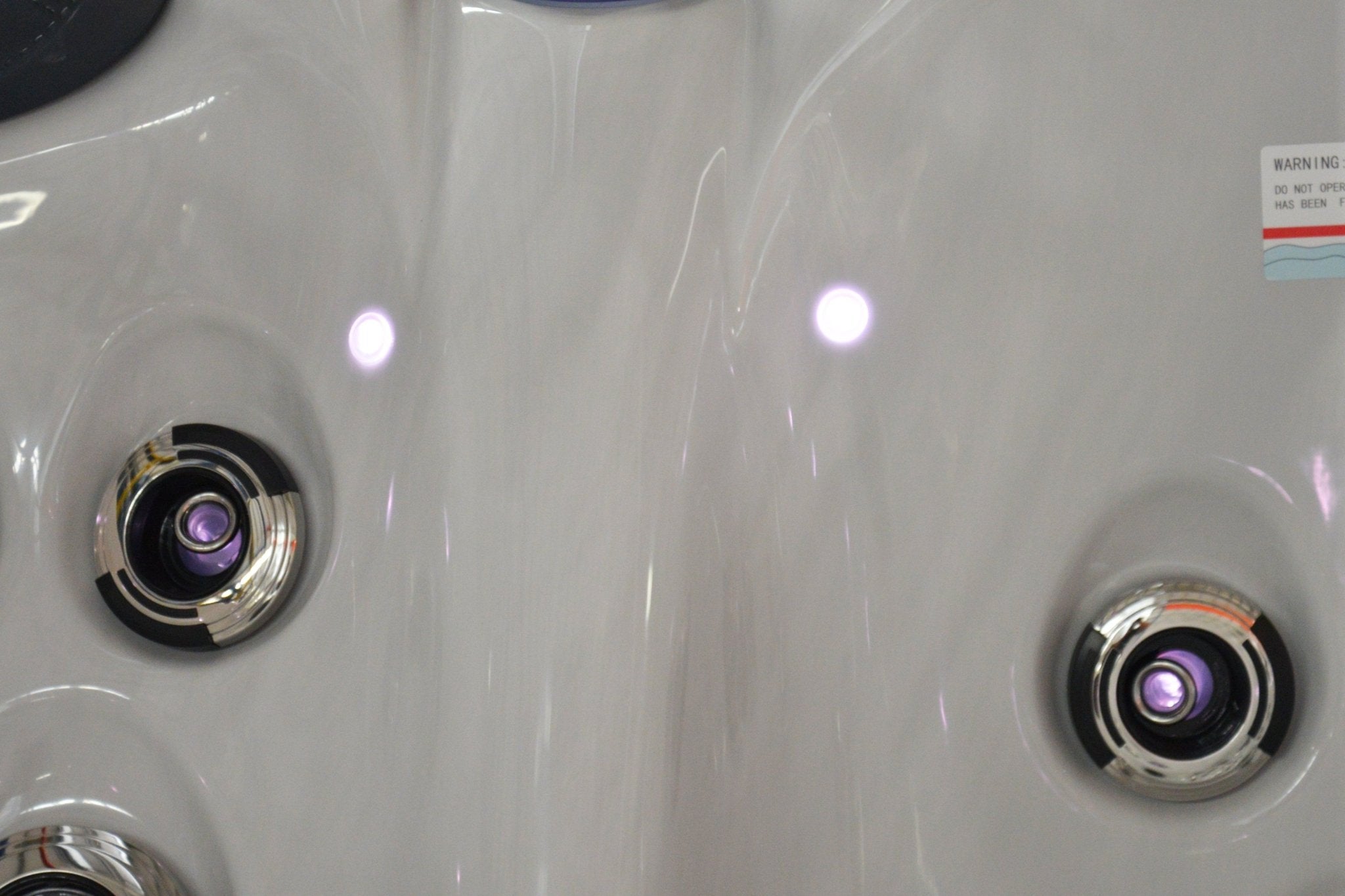 Dominion Spas | L869 Hot Tub - Warehouse Guys