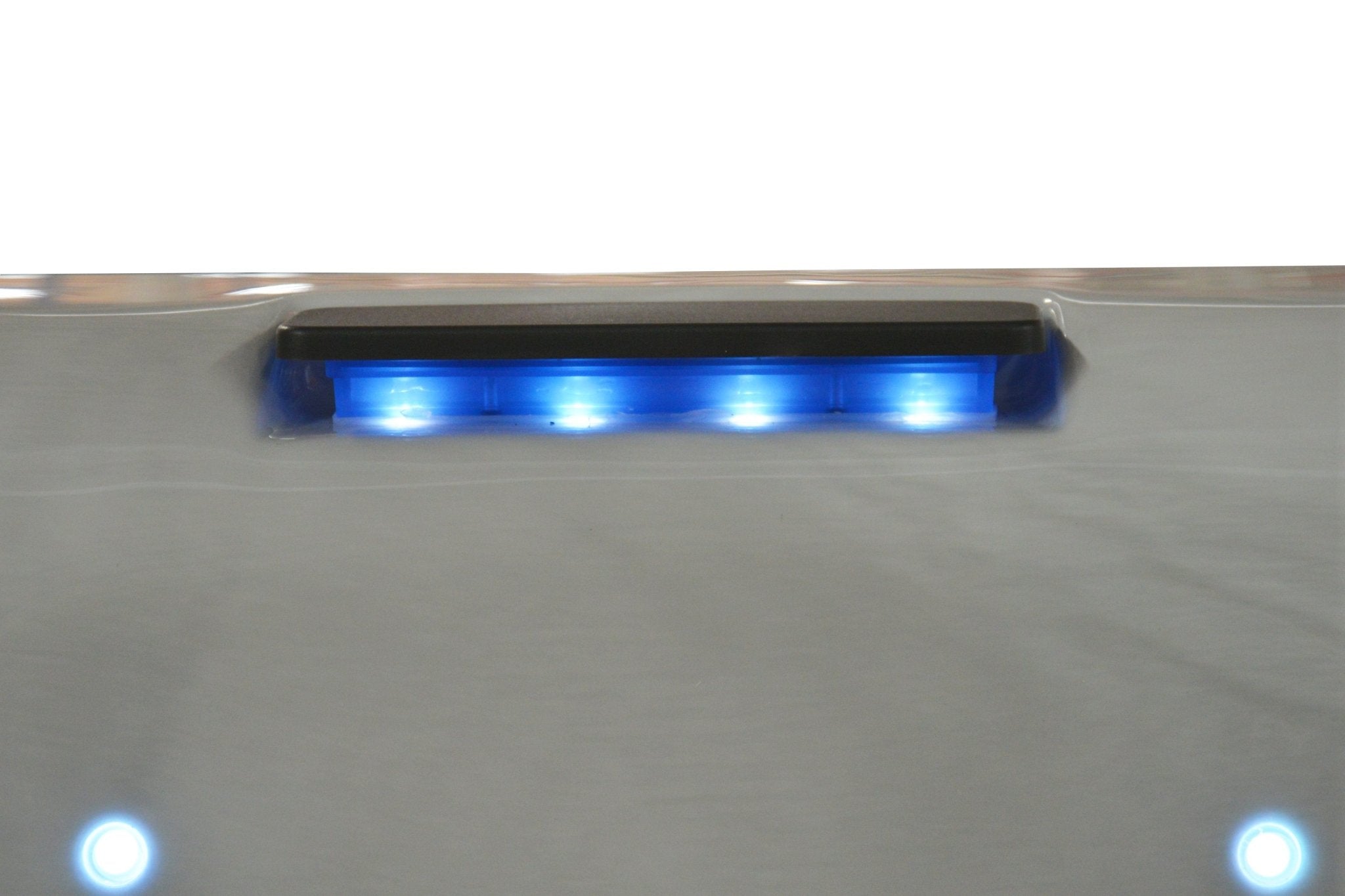 Dominion Spas | L869 Hot Tub - Warehouse Guys