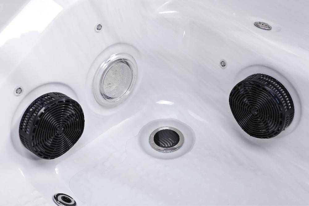 Dominion Spas | P112 Hot Tub - Warehouse Guys