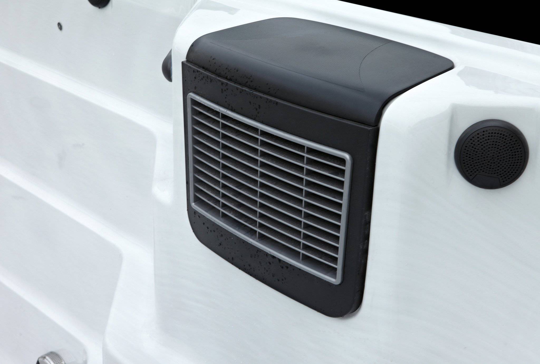 Dominion Spas | SW15 Swim Spa - Warehouse Guys