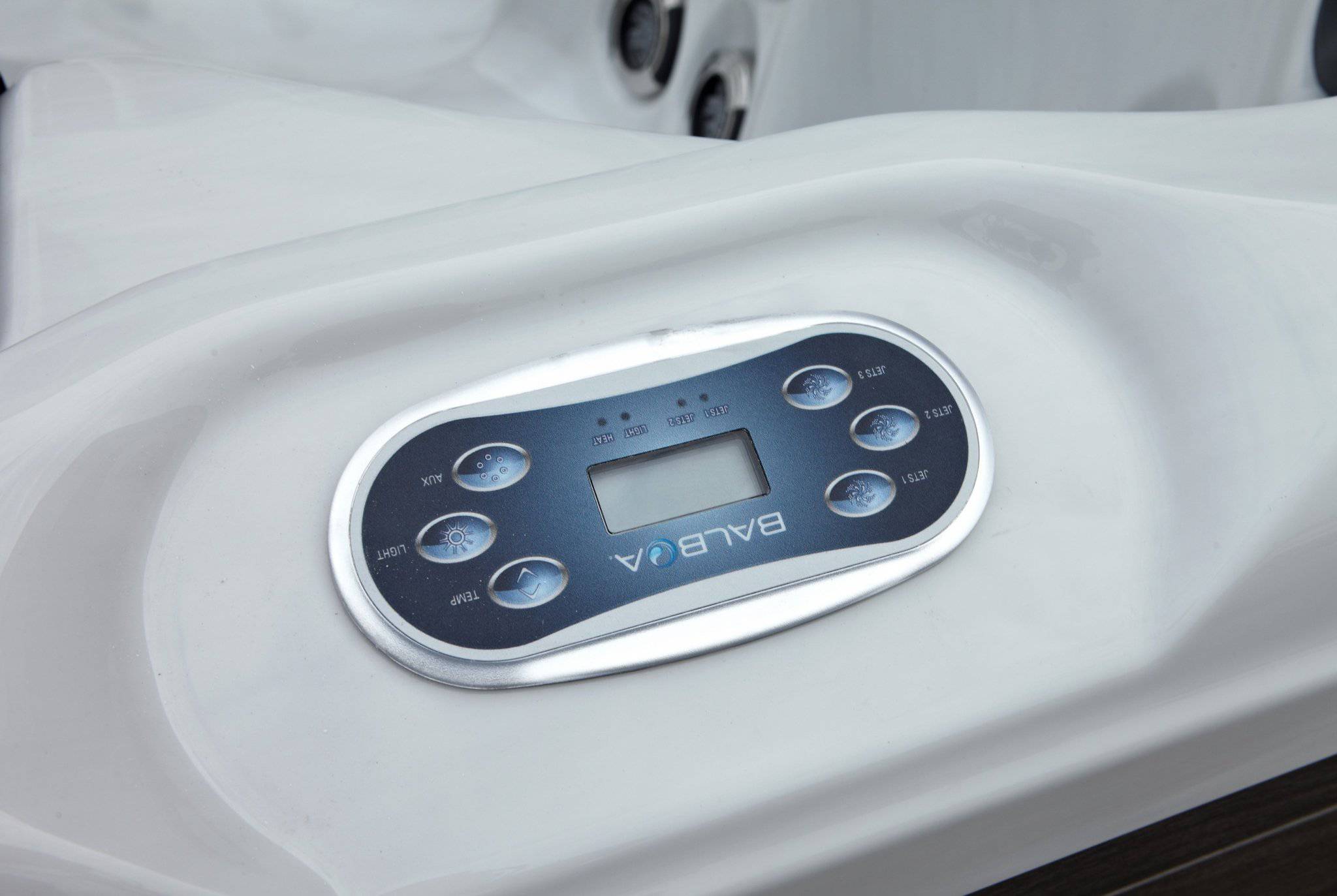 Dominion Spas | SW15 Swim Spa - Warehouse Guys